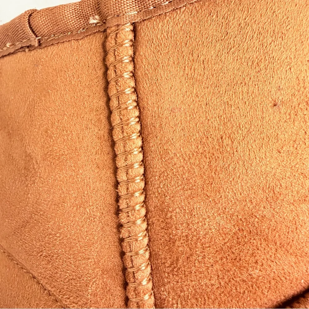 Crown Vintage tan suede camel snow boot
